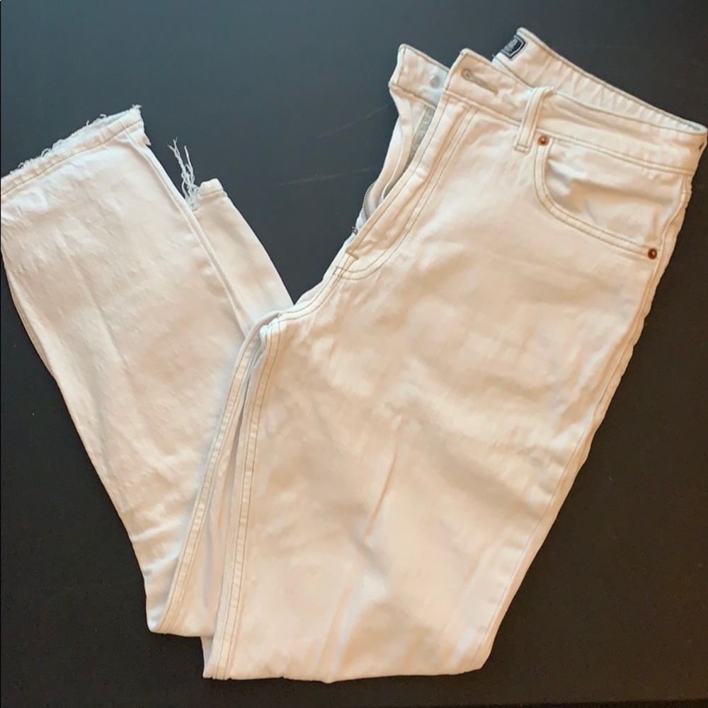 White Abercrombie jeans